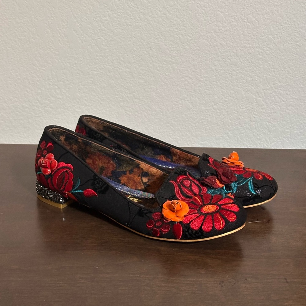 Irregular‎ Choice Casa Blanka Black Floral Embroidered Flats Women UK 38 US 7.5 - Picture 2 of 14